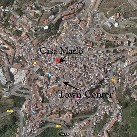 Casa Marlo, Spacious House In The Lively Centre Of Cómpeta