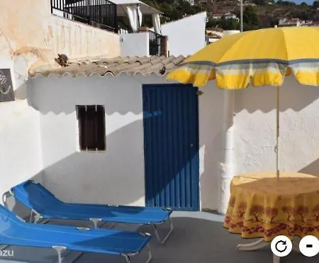 Casa Marlo, Spacious House In The Lively Centre Of Сasa de vacaciones